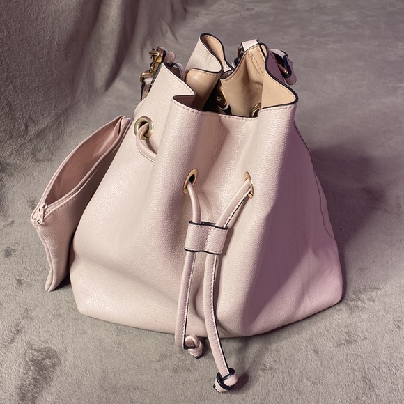 Pink Drawstring Crossbody Shoulder Bag Purse - Picture 4 of 6